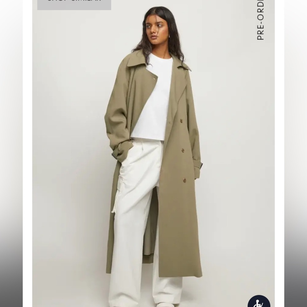 Oversized trench coat in moss color